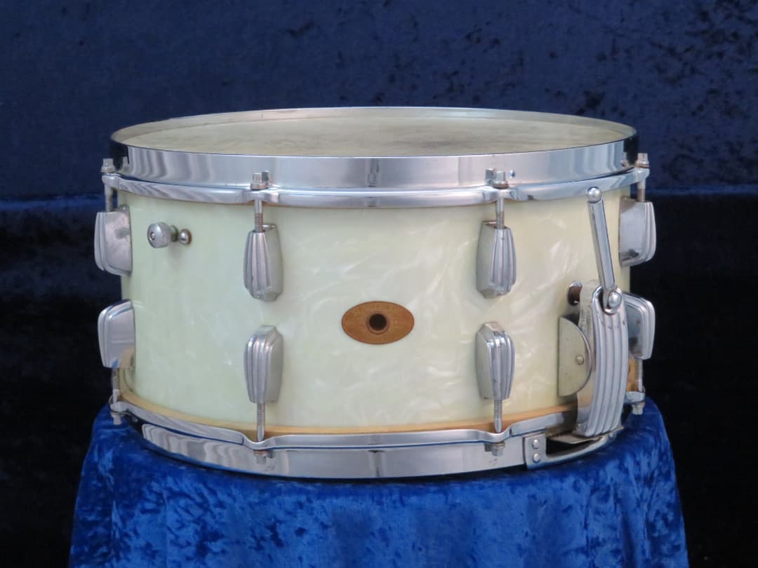 Slingerland Radio King 6.5 x 14 Marine Pearl Wood Snare Drum 1940's Serial #isi4970 Slingerland Radio King 6.5 x 14 Marine Pearl Wood Snare Drum 1940's Serial #isi4970