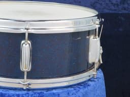 Slingerland 5.5 x 14 Sparkling Blue Pearl Wood Snare Drum 1960's Serial #208591 Slingerland 5.5 x 14 Sparkling Blue Pearl Wood Snare Drum 1960's Serial #208591