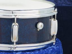Slingerland 5.5 x 14 Sparkling Blue Pearl Wood Snare Drum 1960's Serial #208591 Slingerland 5.5 x 14 Sparkling Blue Pearl Wood Snare Drum 1960's Serial #208591