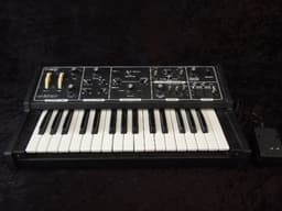 Vintage Moog Rogue Analog Synthesizer ser#1566 Vintage Moog Rogue Analog Synthesizer ser#1566