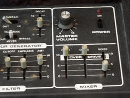 Vintage Moog Rogue Analog Synthesizer ser#1566 Vintage Moog Rogue Analog Synthesizer ser#1566