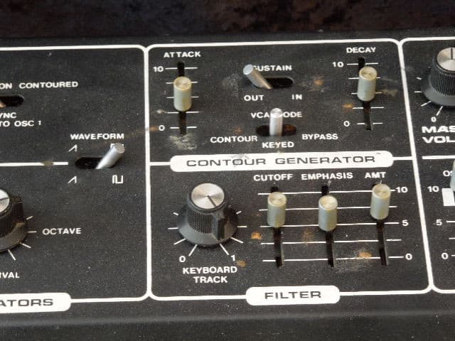 Vintage Moog Rogue Analog Synthesizer ser#1566