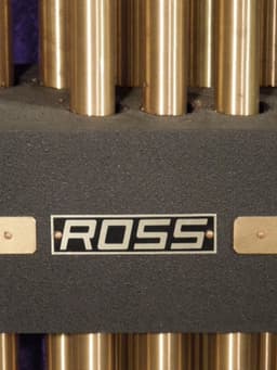 Ross 1 1/3 Octave Chimes Model R 500 ser# 474. Ross 1 1/3 Octave Chimes Model R 500 ser# 474.