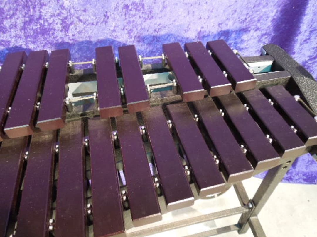 Musser M 51 Kelon Bar Xylophone Ser# HJ3712 with Heavy Field Stand