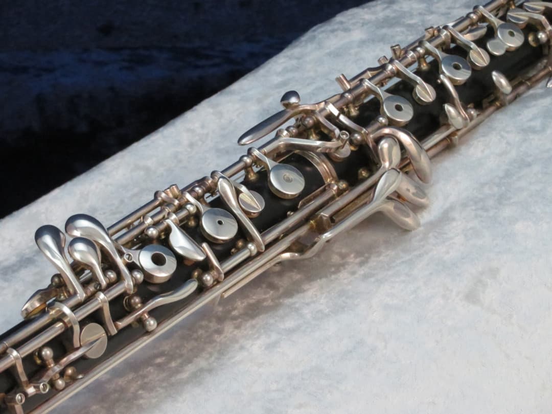 Renard by Fox Artist Model 330 Plastic Oboe 1993 Serial #8934 Renard by Fox Artist Model 330 Plastic Oboe 1993 Serial #8934