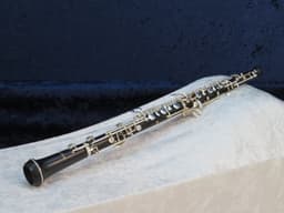 Larilee Wood Oboe Serial #22635 Larilee Wood Oboe Serial #22635