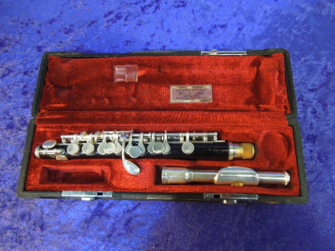 Yamaha YPC-32 Plastic Piccolo With Metal Head Joint Serial #49605