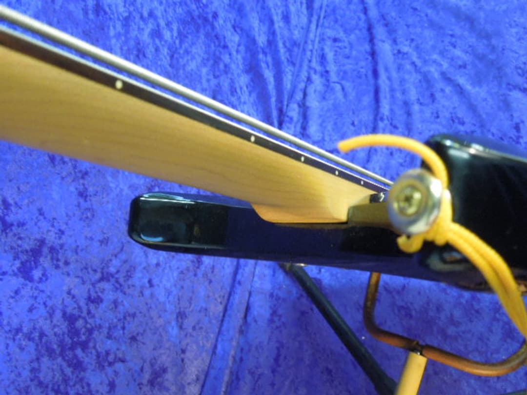 Epiphone EBM 5 String Bass Guitar 1997 Serial #S97081891