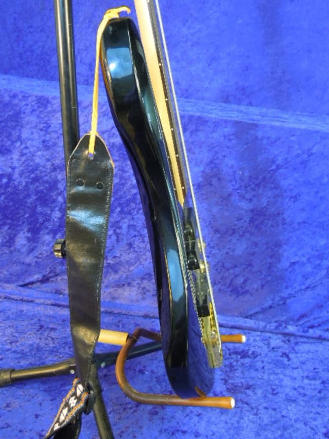 Epiphone EBM 5 String Bass Guitar 1997 Serial #S97081891