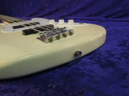 Fender Jazz Bass Guitar Olympic White 1993 Serial #MN514375 Fender Jazz Bass Guitar Olympic White 1993 Serial #MN514375