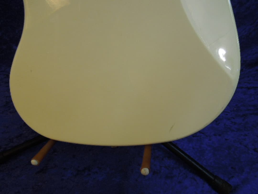 Fender Jazz Bass Guitar Olympic White 1993 Serial #MN514375