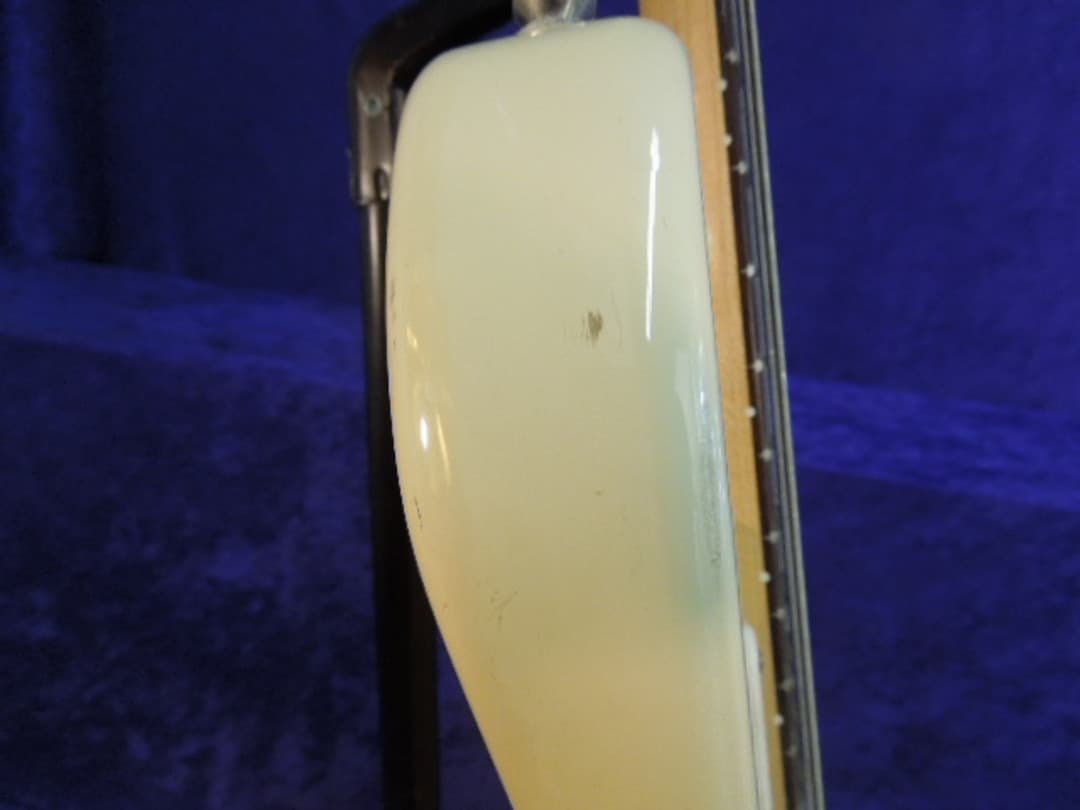 Fender Jazz Bass Guitar Olympic White 1993 Serial #MN514375