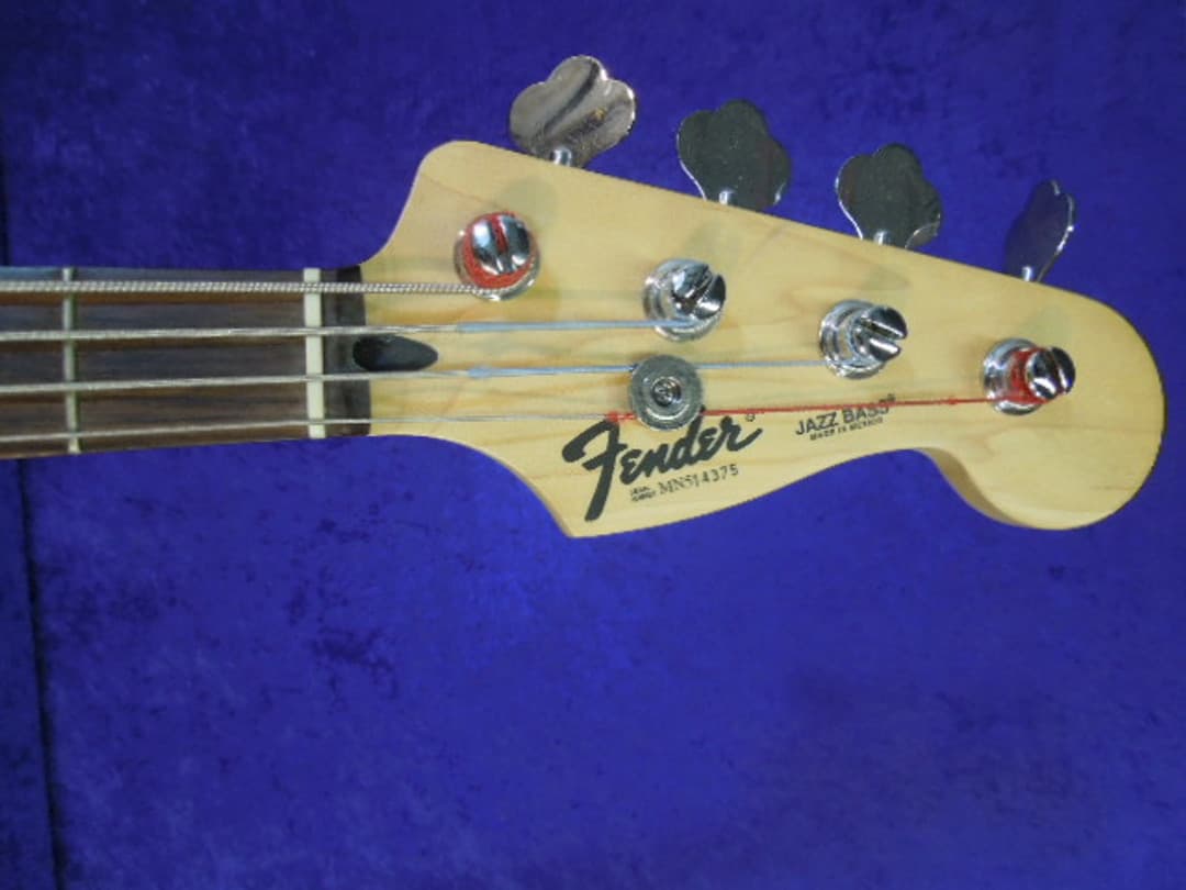 Fender Jazz Bass Guitar Olympic White 1993 Serial #MN514375