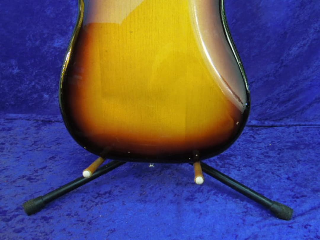 Fender Precision Bass Guitar 1982 Serial #E318605