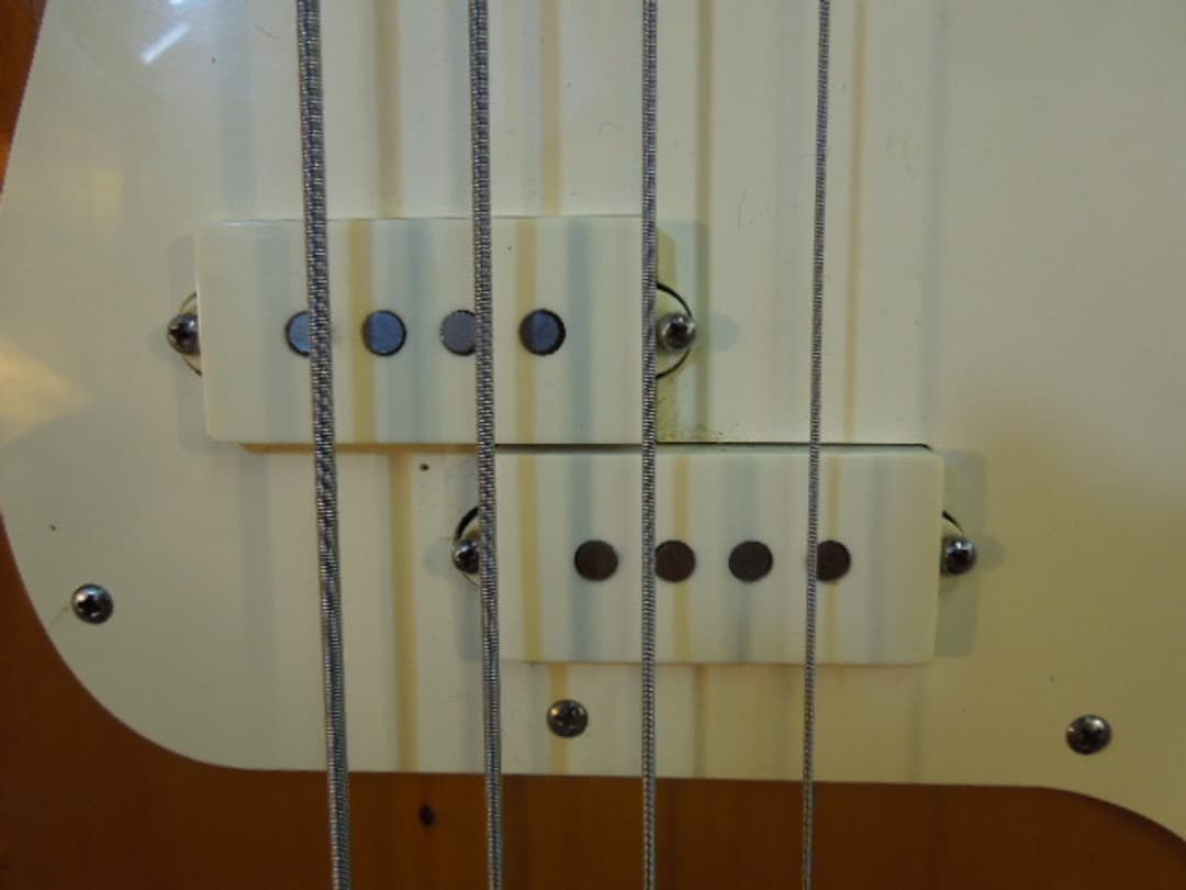 Fender Precision Bass Guitar 1982 Serial #E318605