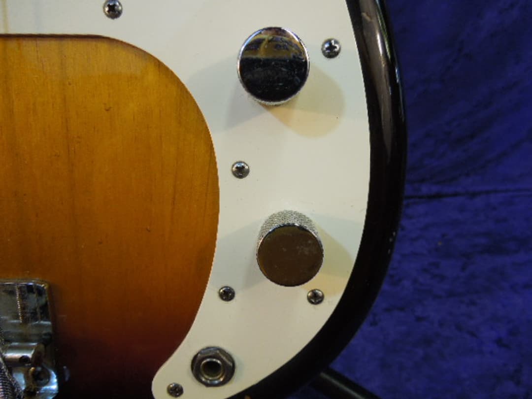 Fender Precision Bass Guitar 1982 Serial #E318605