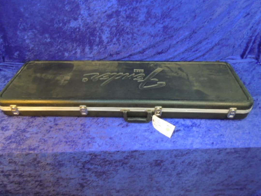 Fender Precision Bass Guitar 1982 Serial #E318605