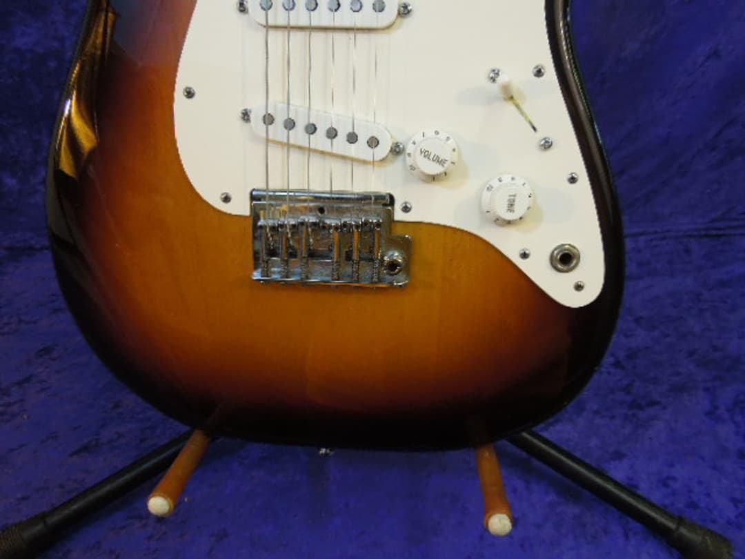 Fender USA Stratocaster Electric Guitar 1983 Serial #E345052
