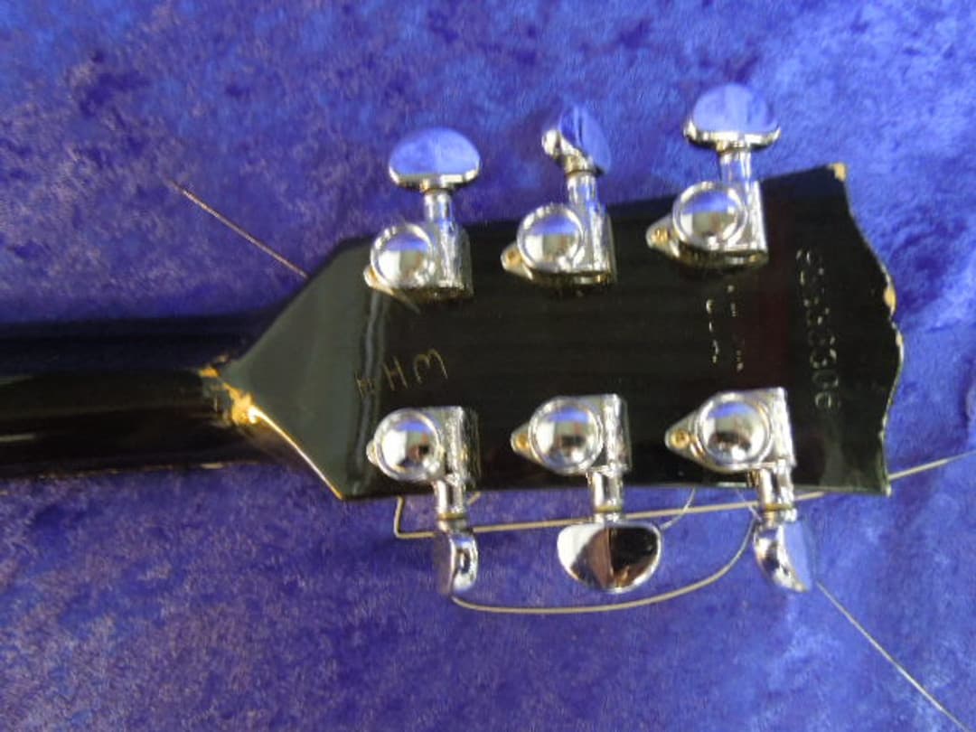 Gibson USA ES-135 Semi Hollow Electric Acoustic Guitar 1993 Serial #93333306