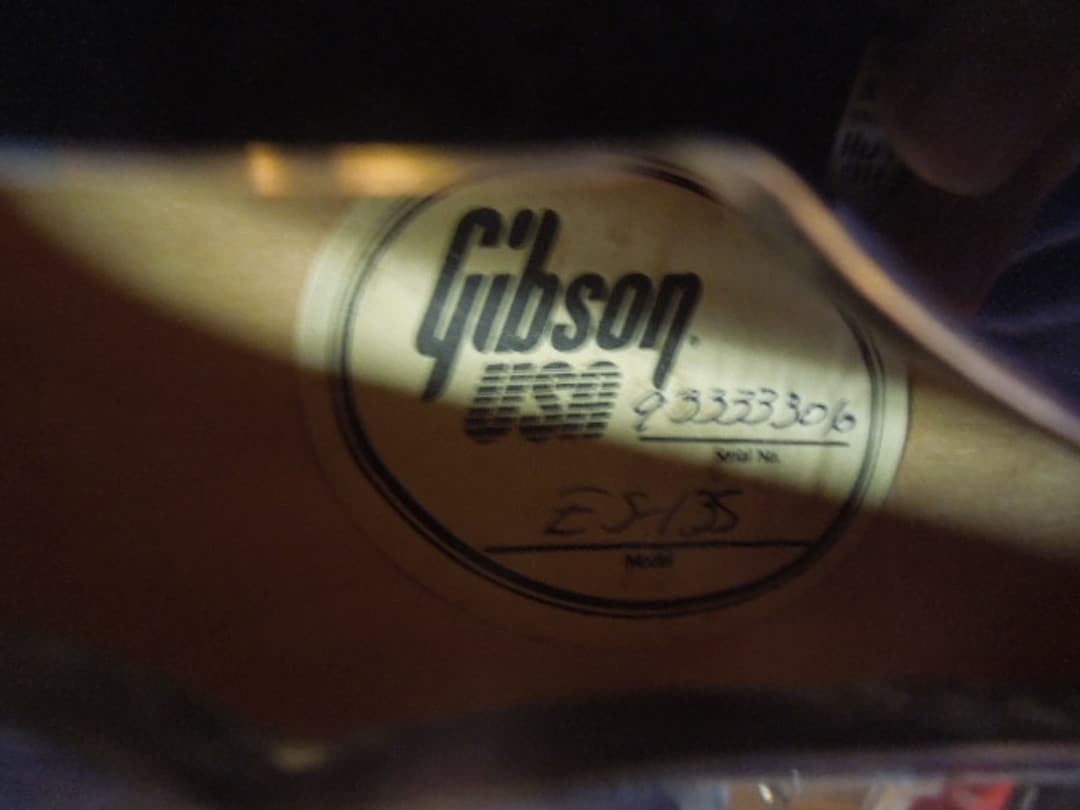 Gibson USA ES-135 Semi Hollow Electric Acoustic Guitar 1993 Serial #93333306