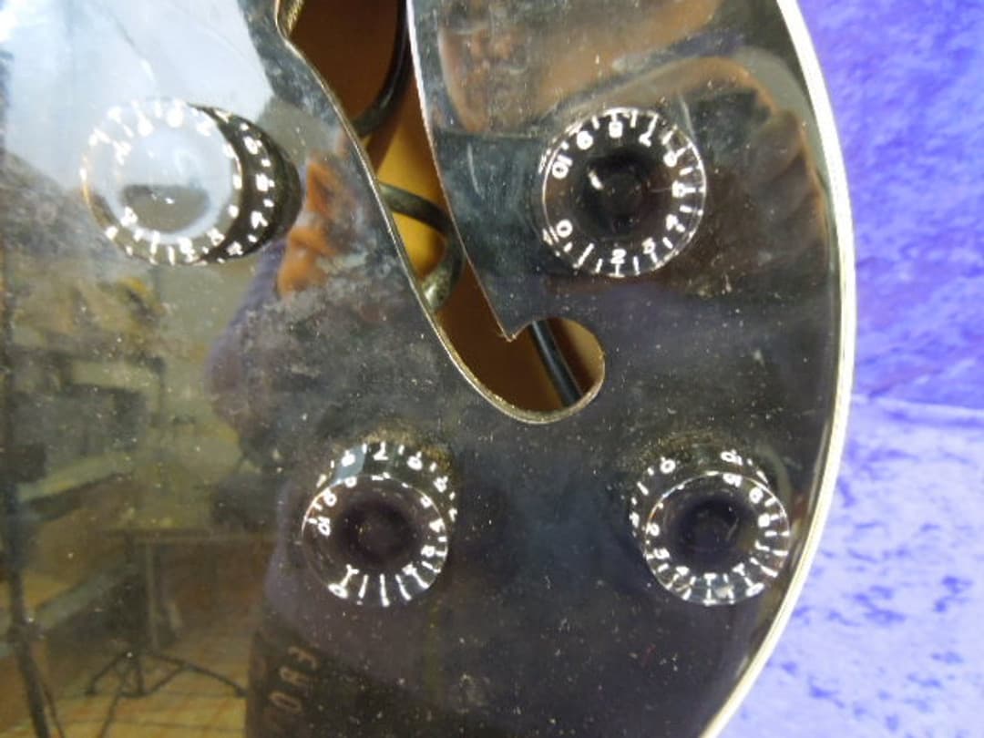 Gibson USA ES-135 Semi Hollow Electric Acoustic Guitar 1993 Serial #93333306