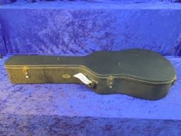 Gibson USA ES-135 Semi Hollow Electric Acoustic Guitar 1993 Serial #93333306 Gibson USA ES-135 Semi Hollow Electric Acoustic Guitar 1993 Serial #93333306