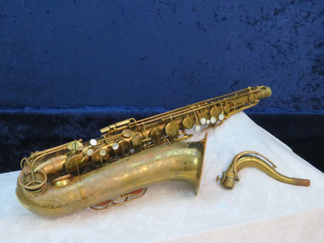 Martin The Martin Tenor Saxophone 1945 Serial #153410