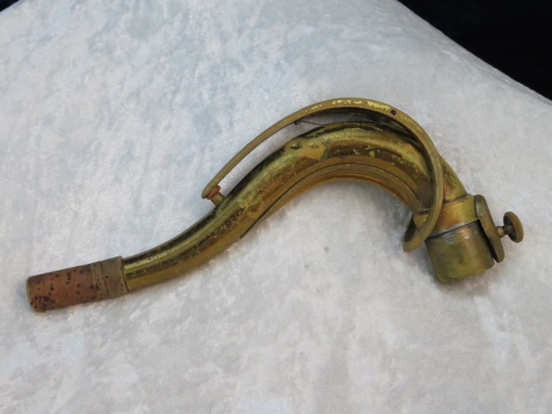 Martin The Martin Tenor Saxophone 1945 Serial #153410