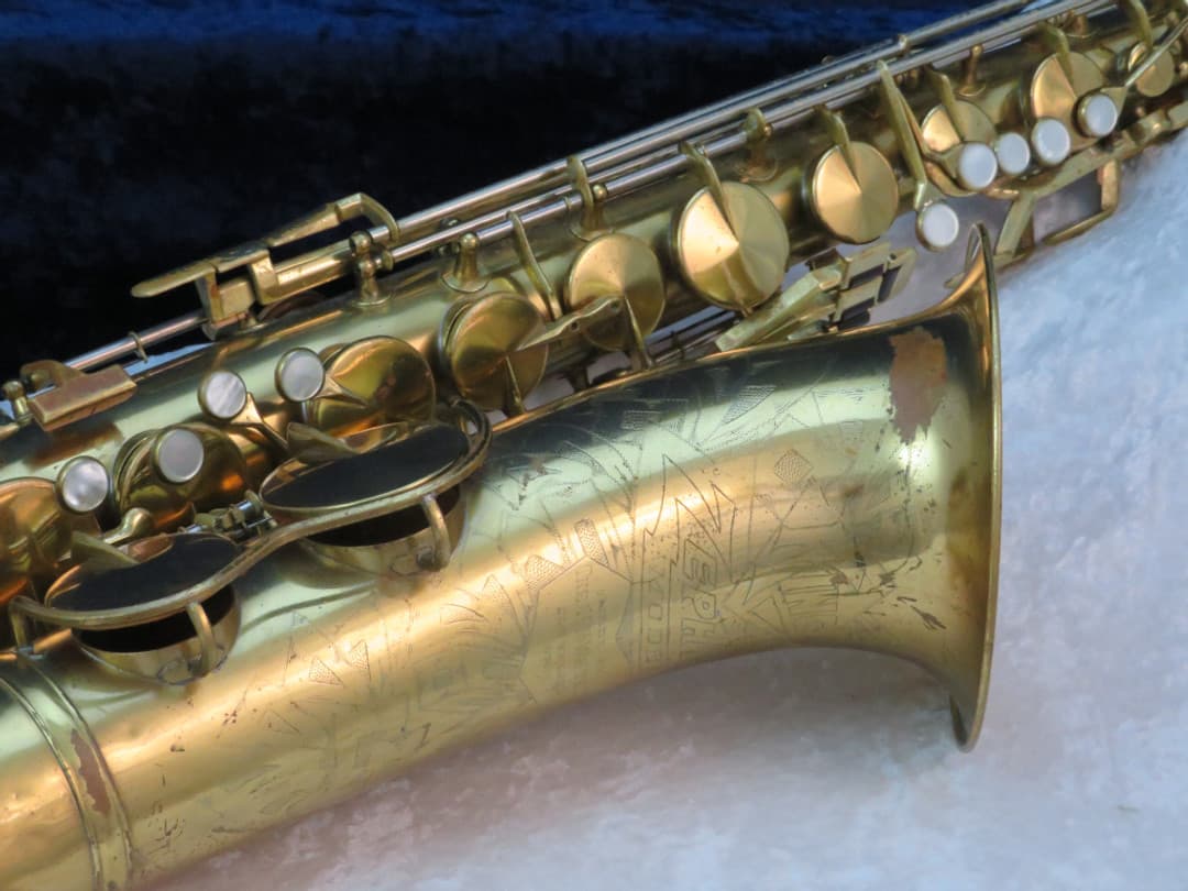 King Zephyr Tenor Saxophone with Art Deco 1936 Serial #188011 King Zephyr Tenor Saxophone with Art Deco 1936 Serial #188011