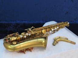 Buescher The Buescher Aristocrat True-Tone Alto Saxophone with Art Deco 1938 Serial #285469 Buescher The Buescher Aristocrat True-Tone Alto Saxophone with Art Deco 1938 Serial #285469