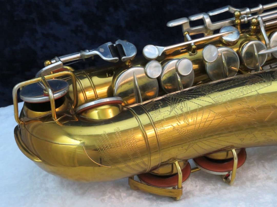 Martin Handcraft Alto Saxophone with Searchlight 1937 Serial #124172