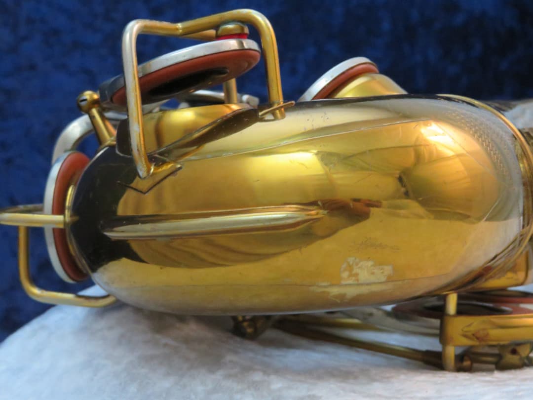 Martin Handcraft Alto Saxophone with Searchlight 1937 Serial #124172