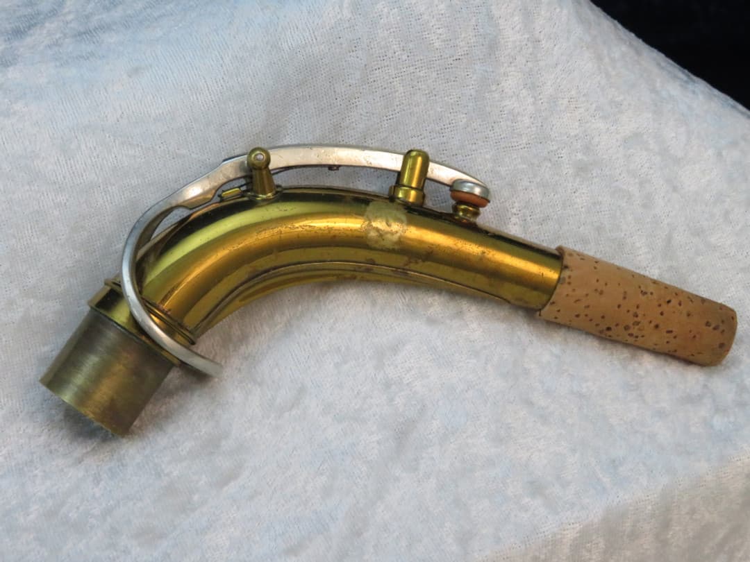 Martin Handcraft Alto Saxophone with Searchlight 1937 Serial #124172