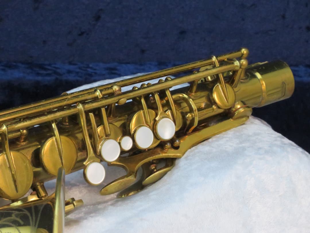 Martin The Martin Alto Saxophone 1953 Serial #186223