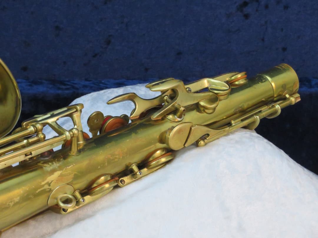 Martin The Martin Alto Saxophone 1948 Serial #166996