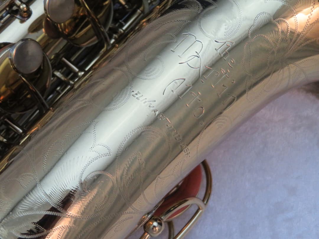 Martin The Martin Alto Saxophone 1940's Serial #153479