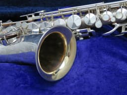 King Zephyr Silver Alto Saxophone with Art Deco 1930's Serial #196028 King Zephyr Silver Alto Saxophone with Art Deco 1930's Serial #196028