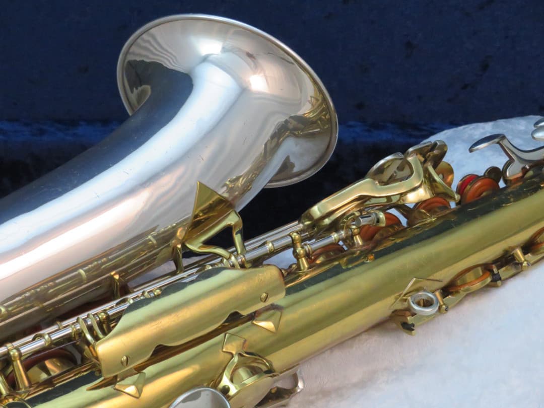 King Super 20 Silversonic Two Tone Alto Saxophone 1960's Serial #408685