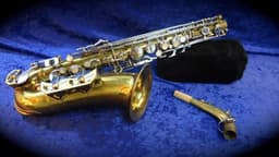 Dolnet Alto Saxophone Serial #31889 Dolnet Alto Saxophone Serial #31889