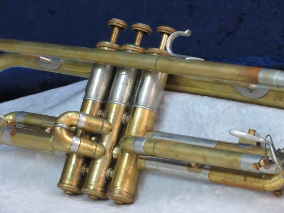 Olds Studio Model Two Tone Trumpet 1940's Serial #35016