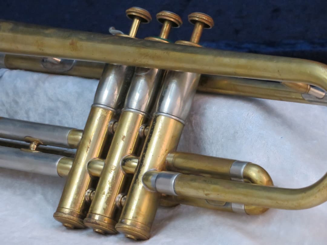 Olds Studio Model Two Tone Trumpet 1940's Serial #35016