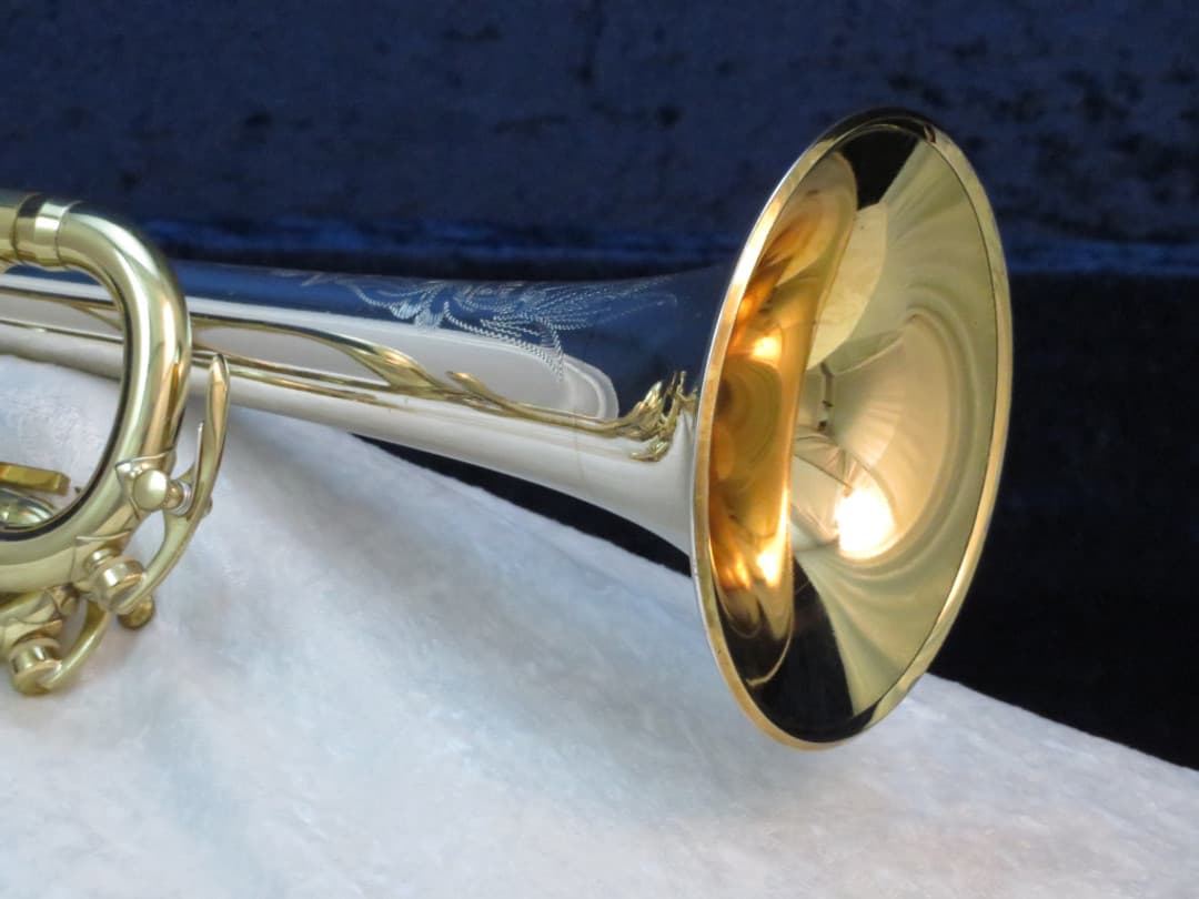 King Silversonic Two Tone Trumpet 1960's Serial #380633