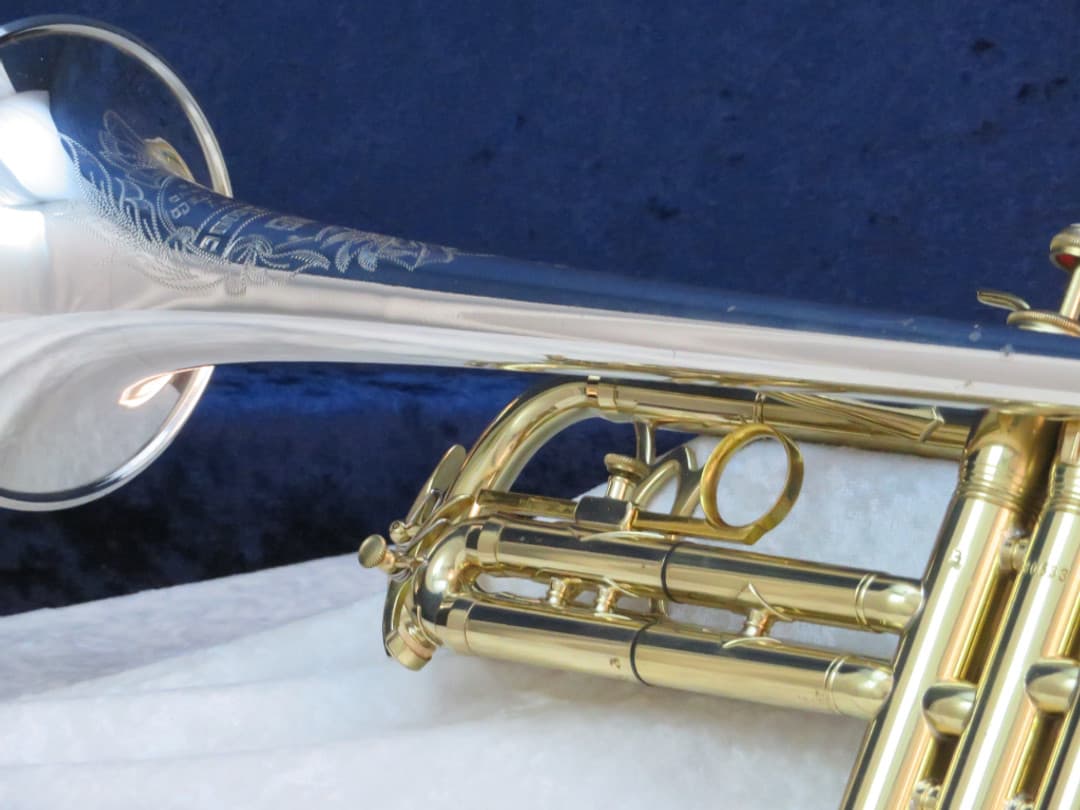 King Silversonic Two Tone Trumpet 1960's Serial #380633
