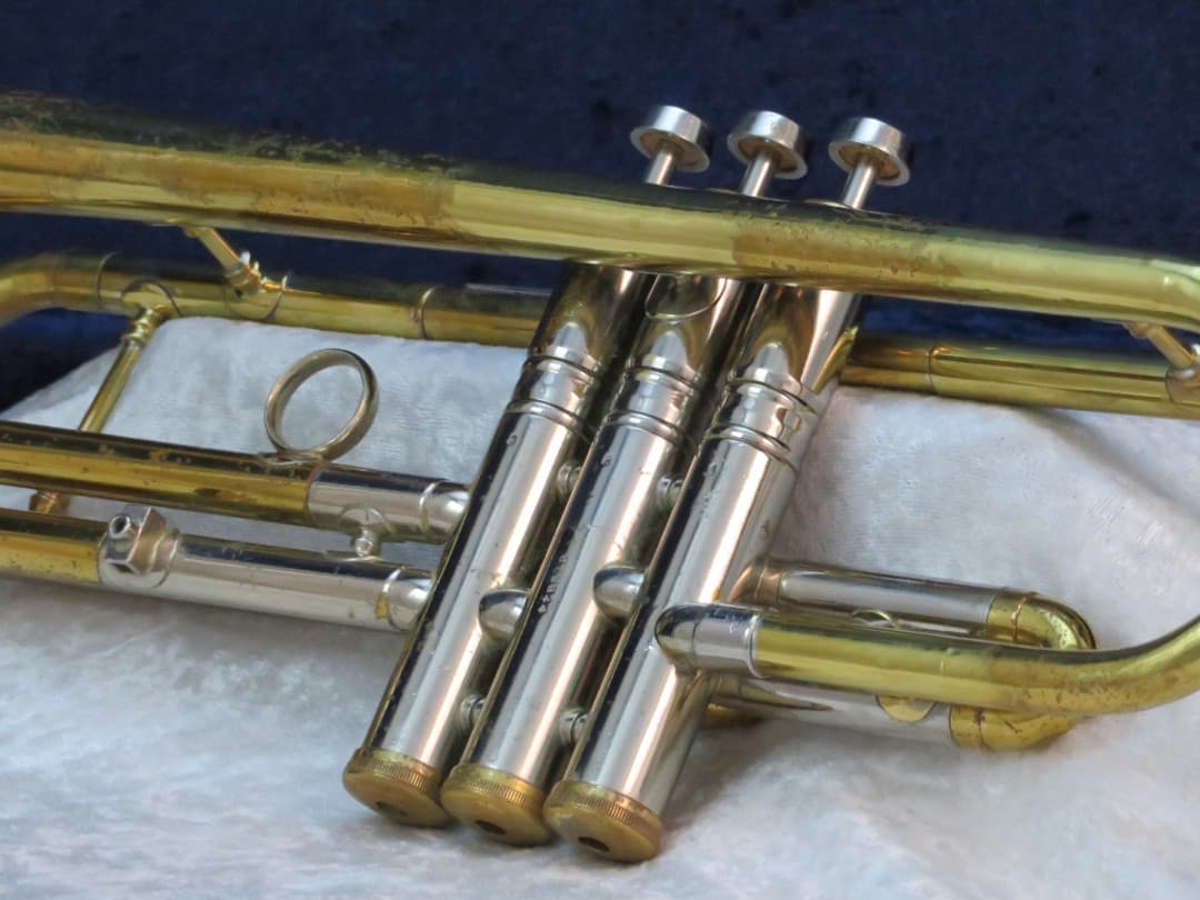 Conn Victor Two Tone Trumpet 1950's Serial #679844