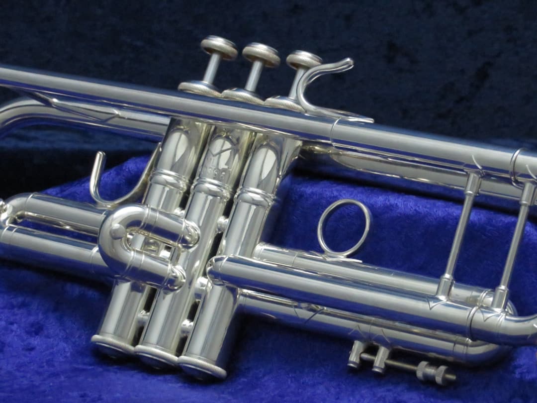 Bach Stradivarius Model 72* Lightweight Silver Trumpet 1990's Serial #350356