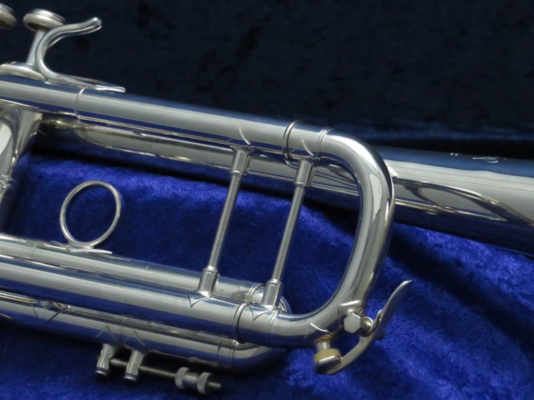 Bach Stradivarius Model 72* Lightweight Silver Trumpet 1990's Serial #350356