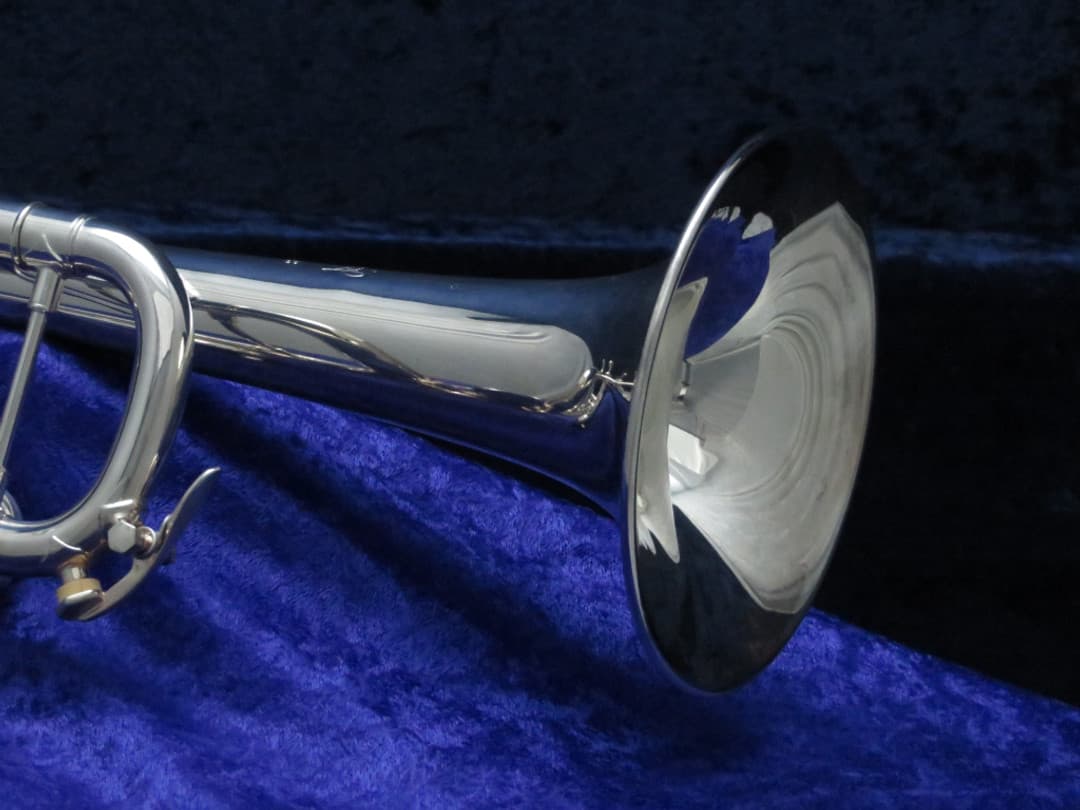 Bach Stradivarius Model 72* Lightweight Silver Trumpet 1990's Serial #350356
