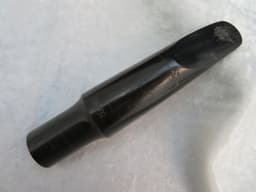 Meyer 5M Medium Chamber Baritone Saxophone Mouthpiece Serial #isi9460-24 Meyer 5M Medium Chamber Baritone Saxophone Mouthpiece Serial #isi9460-24