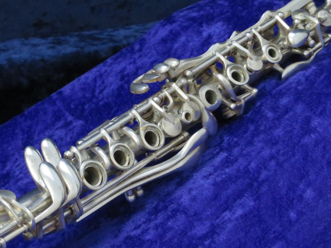 King Micro-Sonic Metal Bb Soprano Clarinet 1940's Serial #269339 Overhauled King Micro-Sonic Metal Bb Soprano Clarinet 1940's Serial #269339 Overhauled