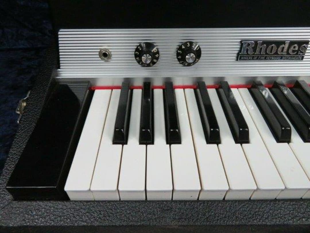 Fender Rhodes Black Top Piano Bass Serial #K610835